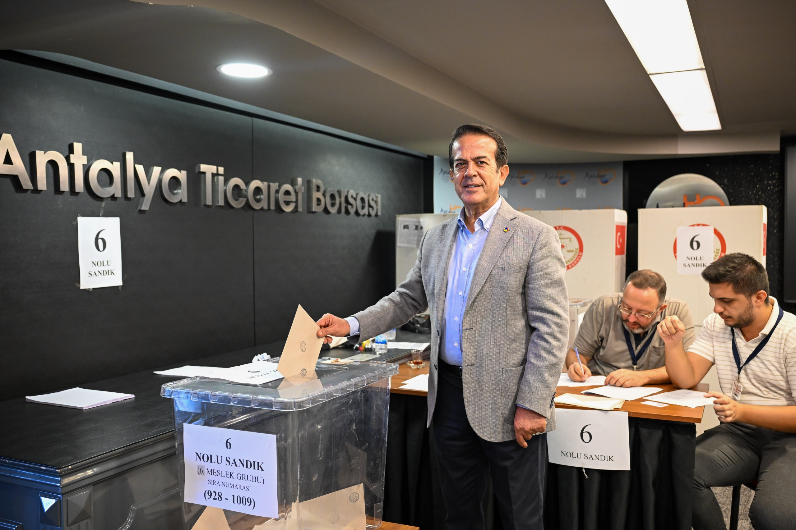 Antalya Ticaret Borsası’nda Seçimin İlk Turu Tamamlandı