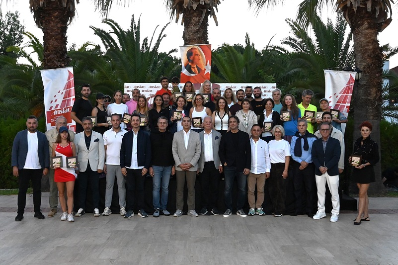 8. ANSİAD- ATİK Cumhuriyet Kupası Ödülleri Sahiplerini Buldu